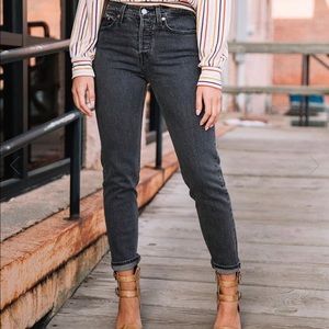 Levi wedgie ankle skinny stretch jean